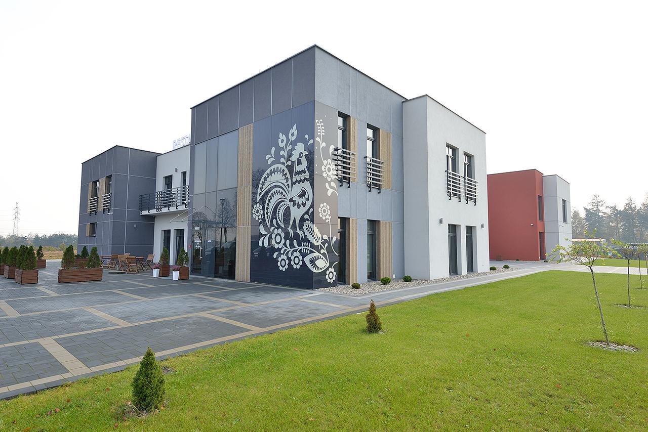 Hotel Nova Stodola Klomnice Exterior foto